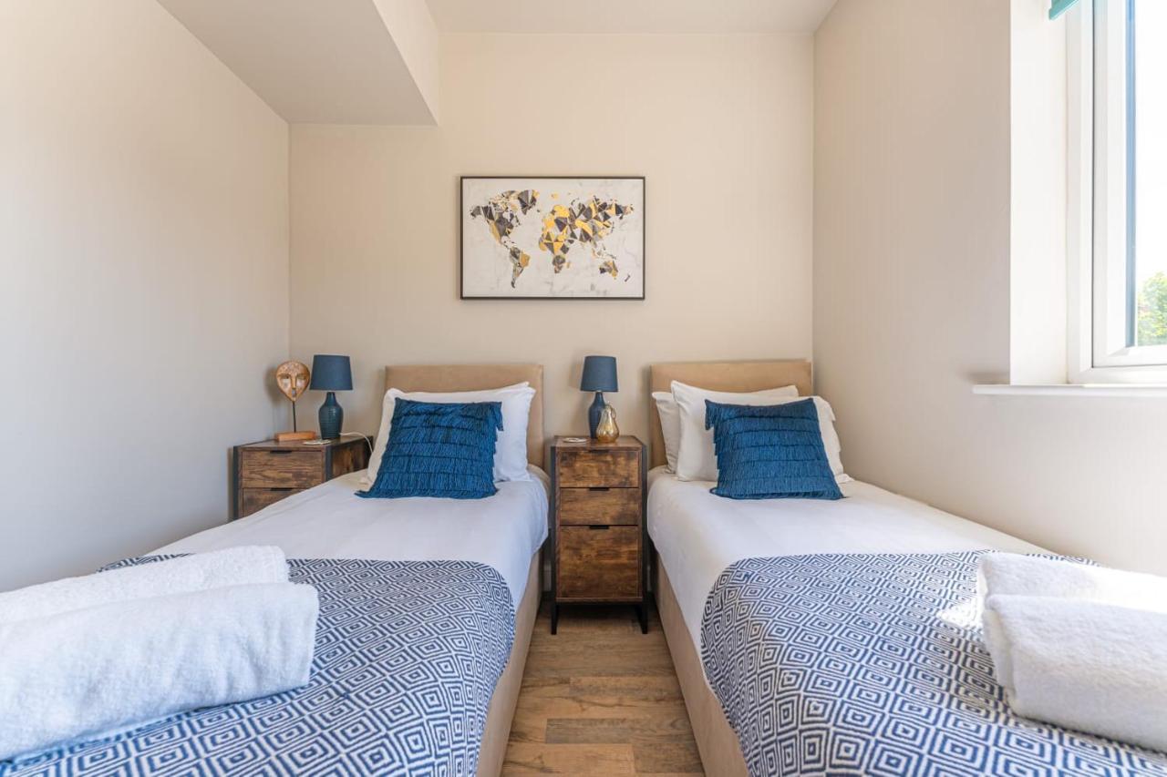Superb One Bedroom Apartment In Coventry Cv1 *New* エクステリア 写真